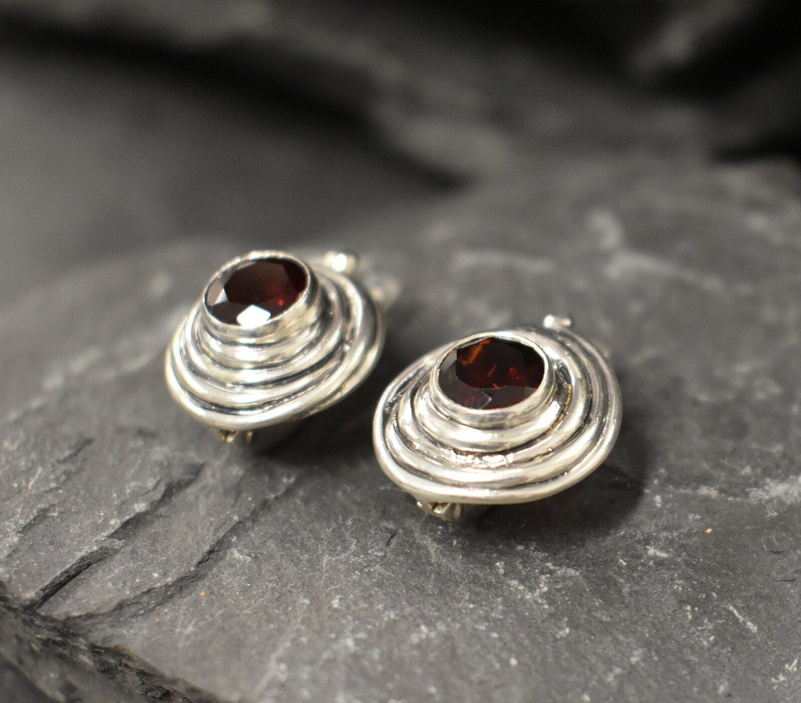 Garnet Earrings, Natural Garnet, January Birthstone, Swirl Earrings, Vintage Earrings, Red Garnet Studs, Spiral Studs, Solid Silver Earrings