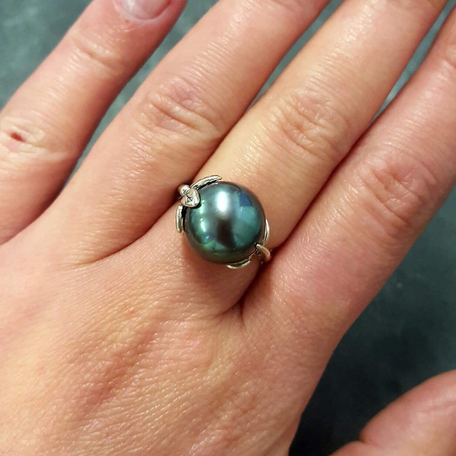Black Pearl Ring, Natural Pearl, Silver Leaf Ring, June Birthstone, Round Pearl Ring, Flower Ring, Vintage Pearl Ring, Solid Silver Ring