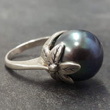 Black Pearl Ring - Natural Pearl Ring - Vintage Leaf Ring