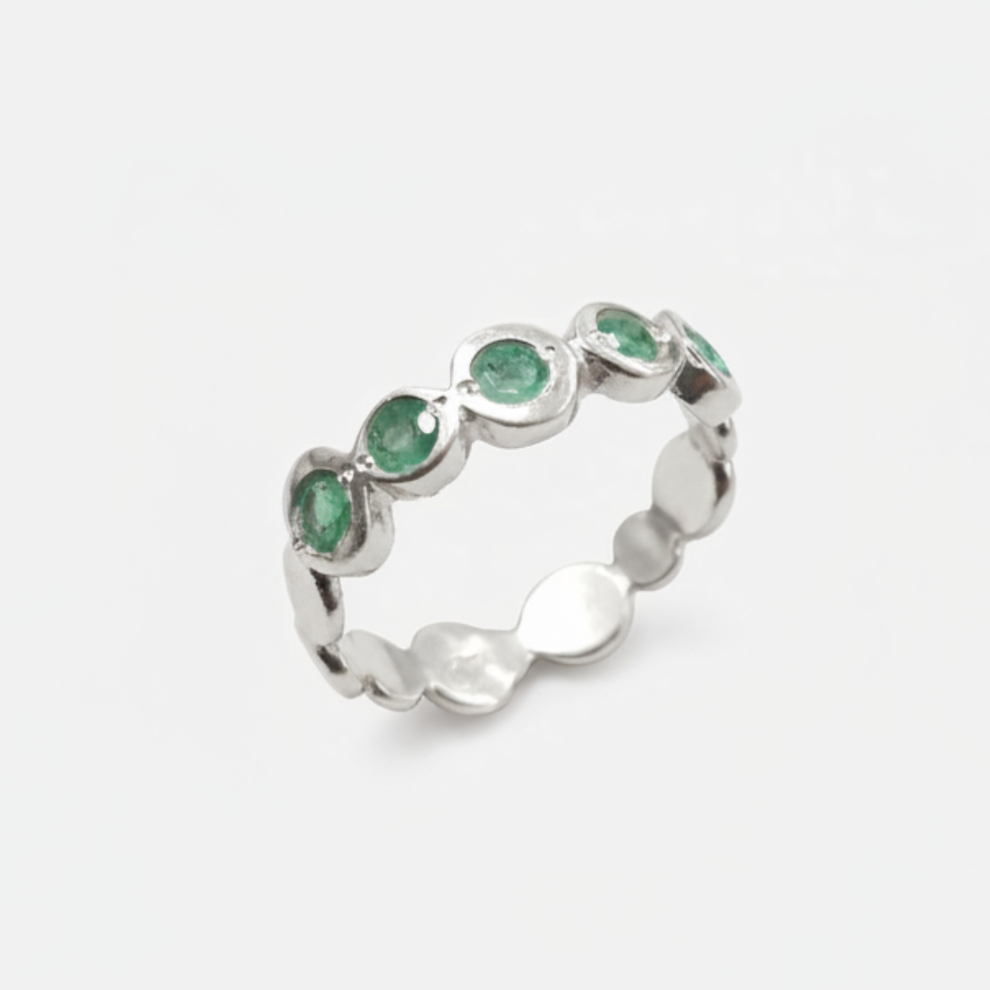Natural Emerald Ring made in 925 Sterling Silver with Round Natural Green Emerald in Flush setting, May Birthstone gift idea, symbolizes growth, harmony, and deep emotional healing, ideal for everyday wear and perfect for birthday gifting and special occasions.