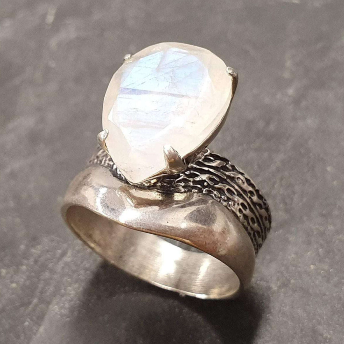 Moonstone Ring, Natural Moonstone, Teardrop Ring, June Birthstone, Rainbow Moonstone, White Vintage Ring, Statement Ring, Solid Silver Ring