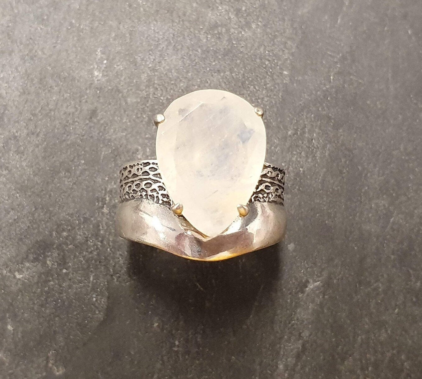 Moonstone Ring, Natural Moonstone, Teardrop Ring, June Birthstone, Rainbow Moonstone, White Vintage Ring, Statement Ring, Solid Silver Ring