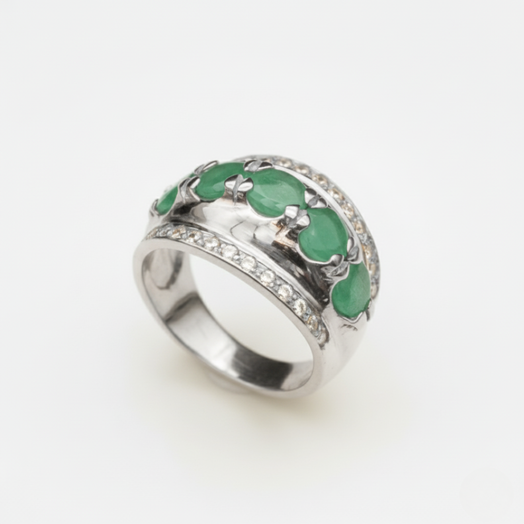 Elegant 925 Sterling Silver Ring with a Round Natural Emerald, symbolizing growth and harmony, perfect for everyday wear.