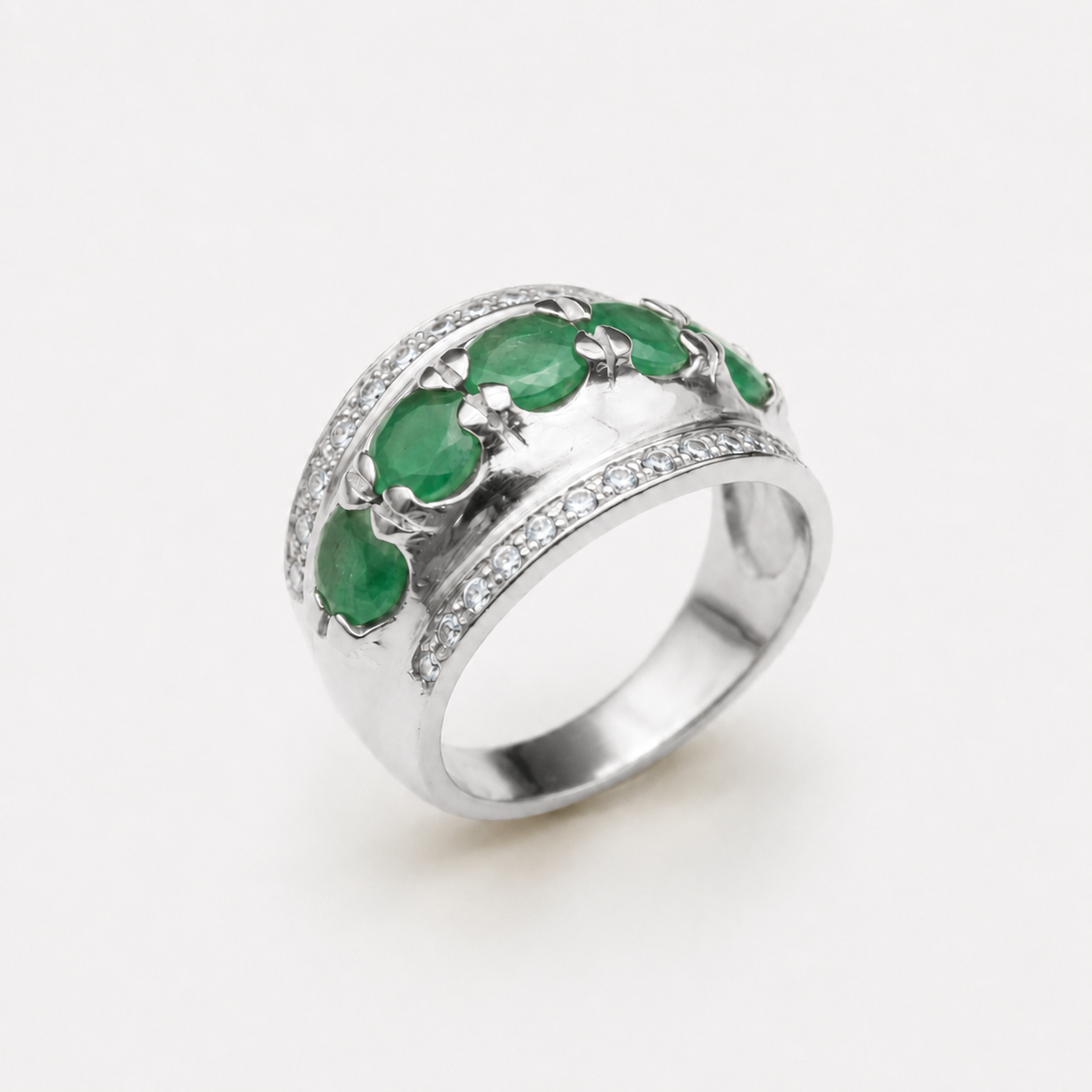Natural Emerald Ring made in 925 Sterling Silver with Round Natural Green Emerald in Prong setting, May Birthstone gift idea, symbolizes growth, harmony, and deep emotional healing, ideal for everyday wear and perfect for birthday gifting and special occasions.