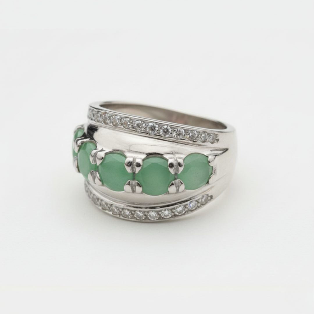 Natural Emerald Ring made in 925 Sterling Silver with Round Natural Green Emerald in Prong setting, May Birthstone gift idea, symbolizes growth, harmony, and deep emotional healing, ideal for everyday wear and perfect for birthday gifting and special occasions.