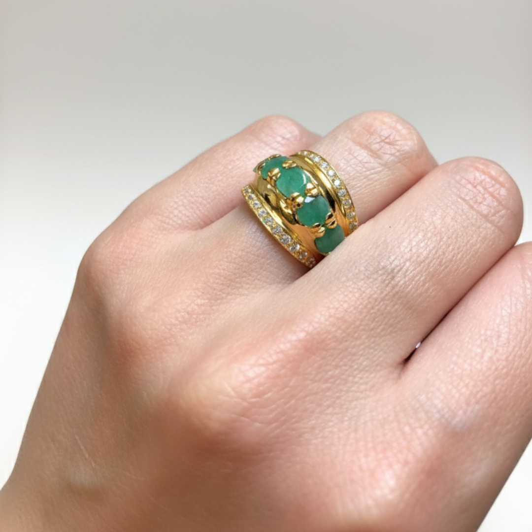 Elegant 18k Gold Vermeil Emerald Ring featuring a round natural green emerald, perfect for gifts and everyday elegance.