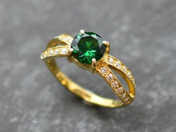 Created Emerald Ring made in 18k Gold Vermeil with Round Created Green Emerald in Solitaire with Accents setting, May Birthstone gift idea, symbolizes, ideal for everyday wear and perfect for birthday gifting and special occasions.