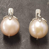 Beige Pearl Earrings - Natural Pearl Studs - Vintage Leaf Earrings