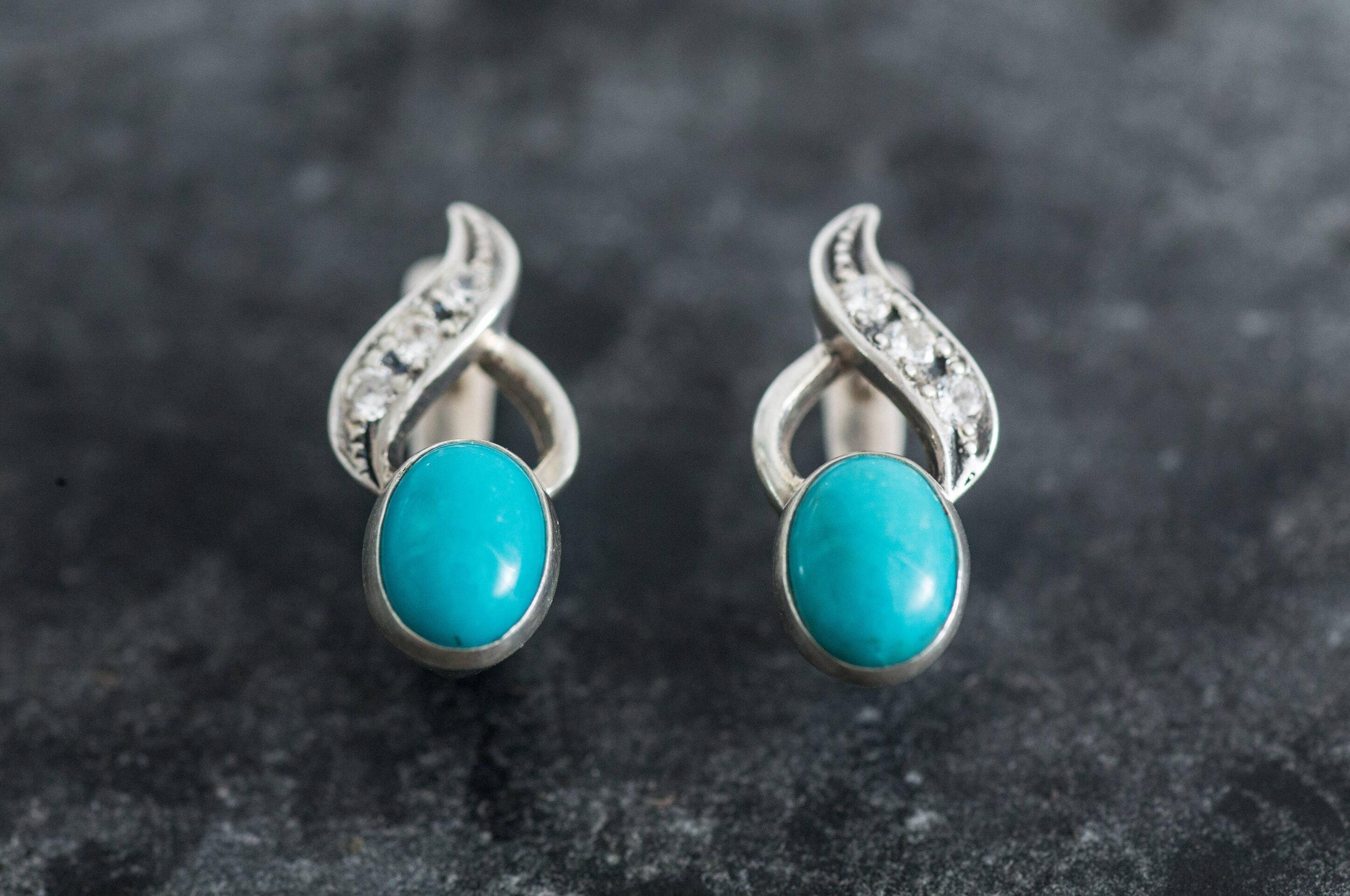 Turquoise Earrings, Natural Turquoise, Vintage Earrings, Arizona Turquoise, 2 Carats, Real Turquoise, Sleeping Beauty Turquoise, Turquoise