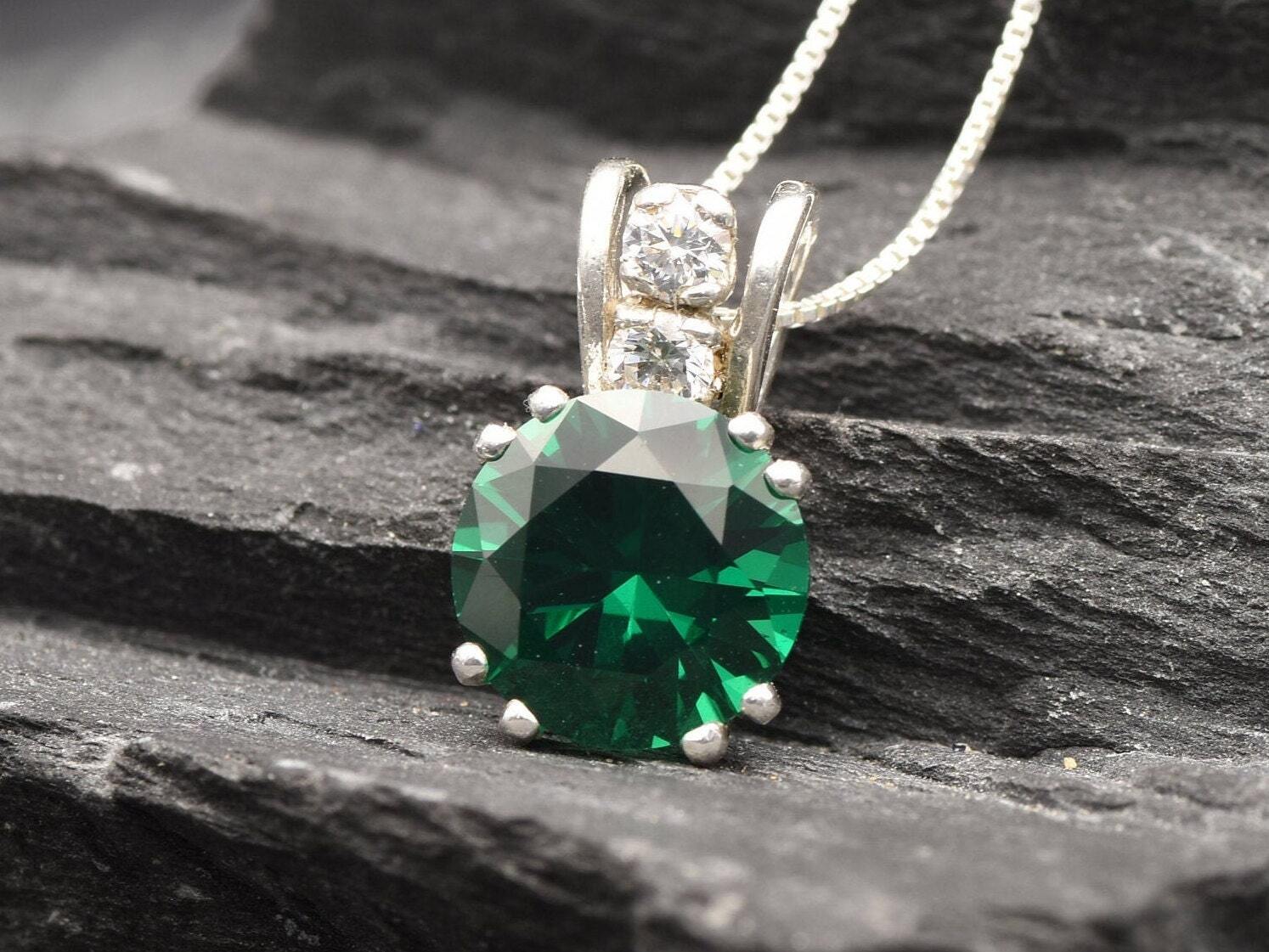 Round Emerald Pendant, Emerald Necklace, Vintage Pendant, Valentines Gift, Green Diamond Necklace, Round Pendant, Created Emerald, Silver