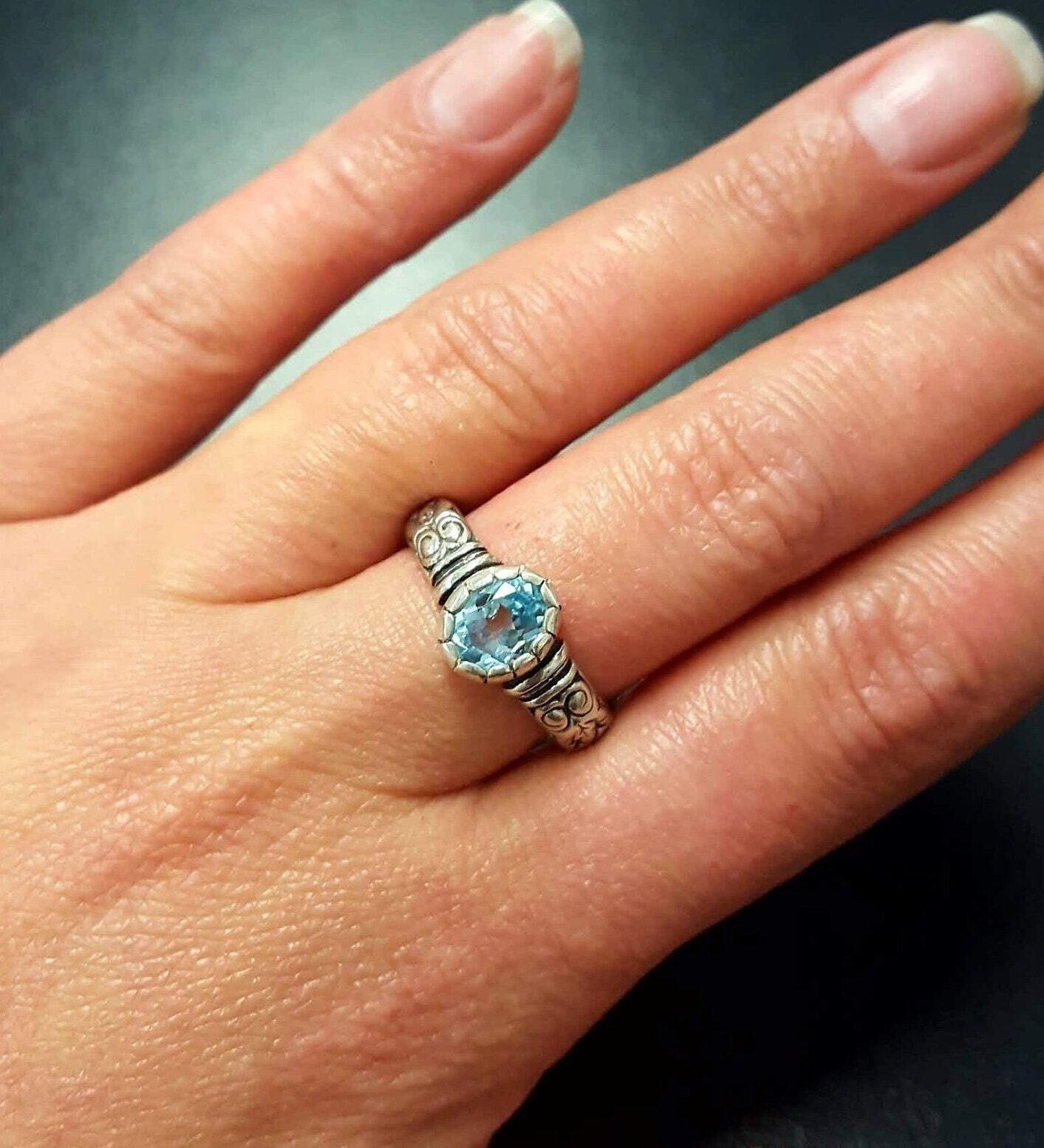 Blue Topaz Ring, Natural Blue Topaz, Topaz Ring, Tribal Ring, December Ring, Blue Vintage Ring, December Birthstone, 925 Silver Ring, Topaz