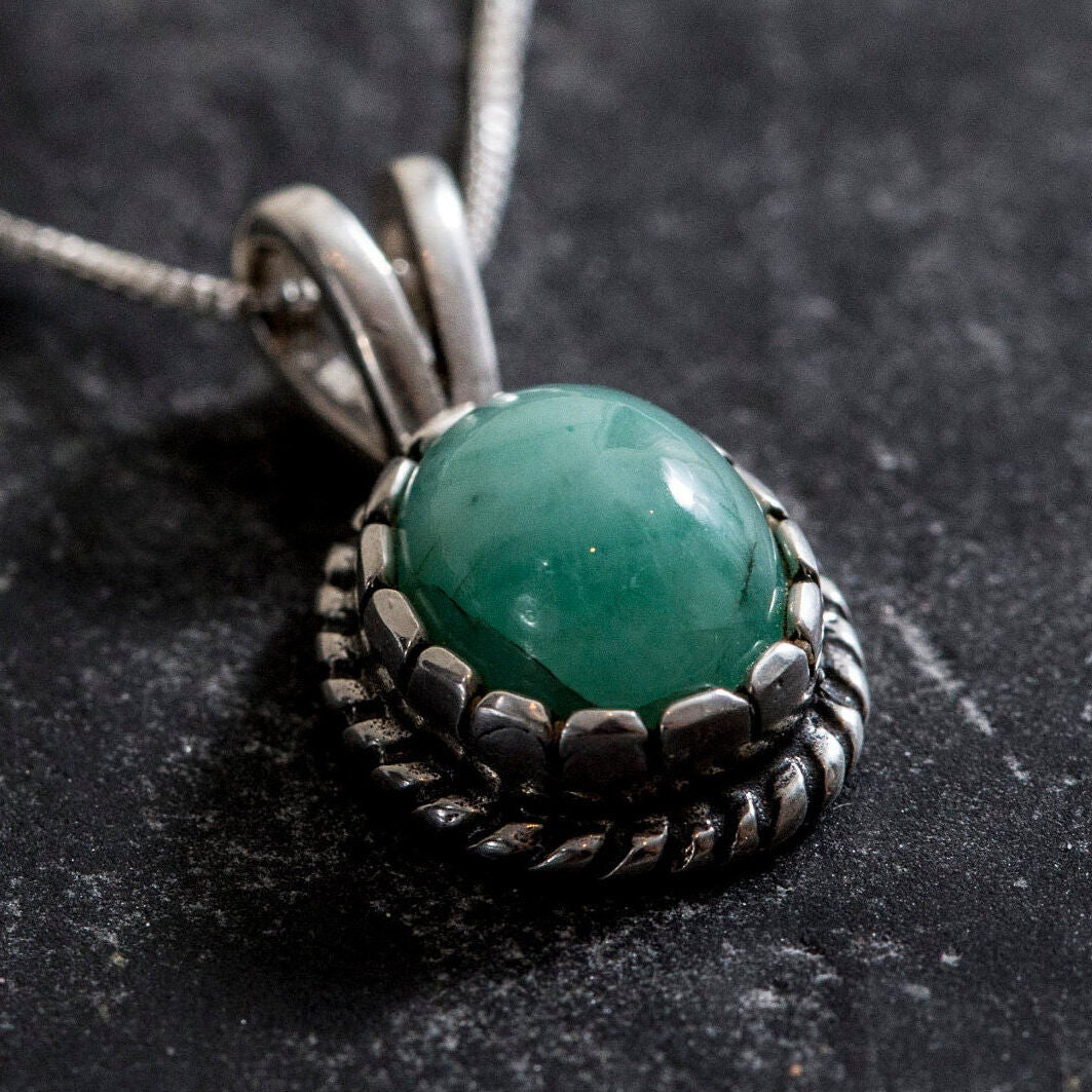 Green Pendant, Emerald Pendant, Natural Emerald, May Birthstone, Vintage Pendants, Antique Pendant, May Pendant, Silver Pendant, Emerald