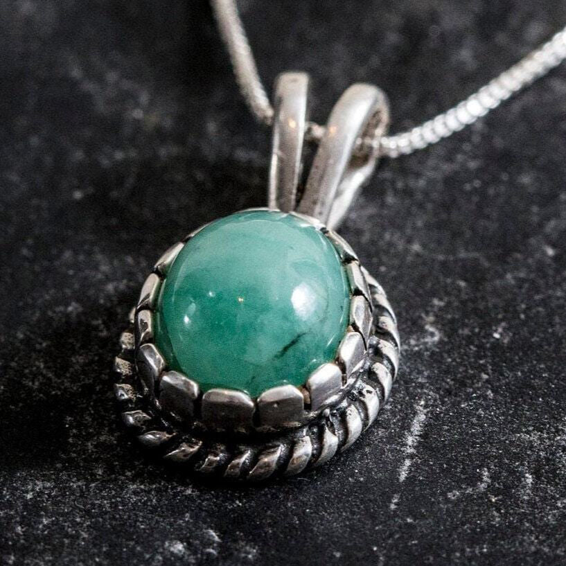 Green Pendant, Emerald Pendant, Natural Emerald, May Birthstone, Vintage Pendants, Antique Pendant, May Pendant, Silver Pendant, Emerald