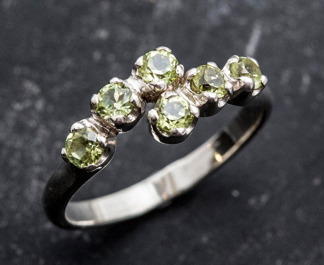 Peridot Ring, Natural Peridot, August Birthstone, August Ring, Green Band, Peridot Band, Vintage Ring, Solid Silver Ring, Birthstone Ring