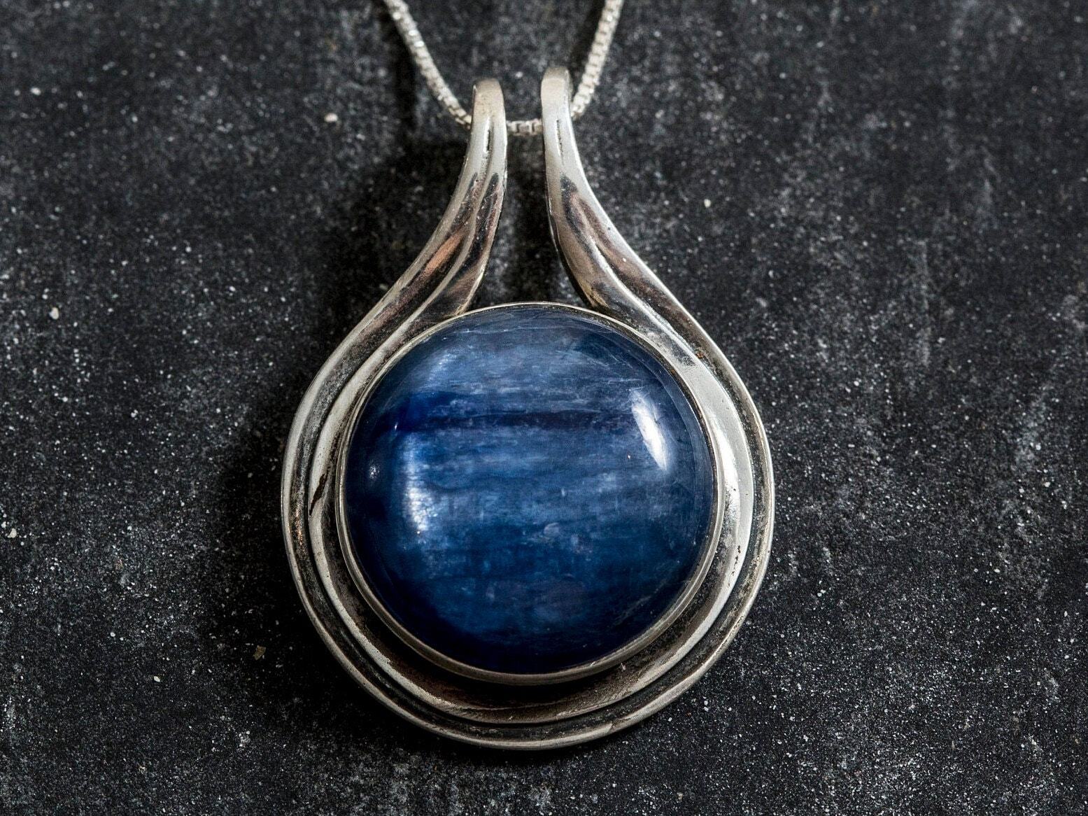 Kyanite Pendant, Natural Kyanite, Blue Kyanite Pendant, Round Pendant, African Kyanite, Large Stone Pendant, Solid Silver Pendant, Kyanite