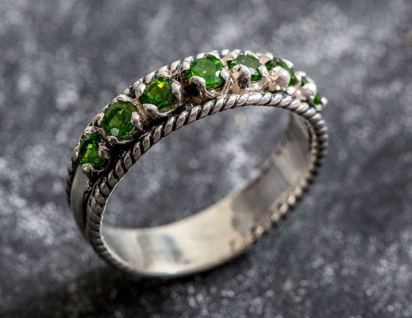 Half Eternity Band, Emerald Green Ring, Chrome Diopside Band, Chrome Diopside Ring, Natural Chrome Diopside, Green Eternity Band, Silver