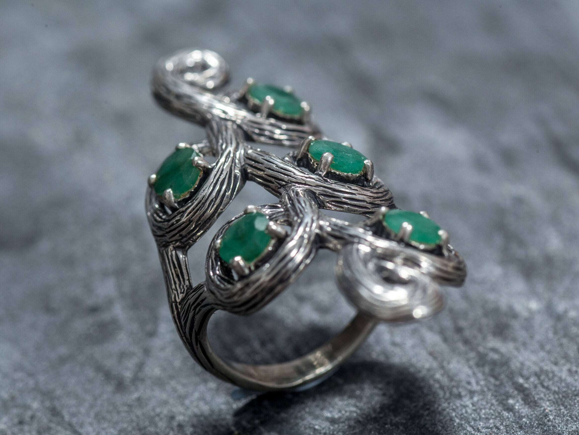 Natural Emerald Ring made in 925 Sterling Silver with Round Natural Green Emerald in Prong setting, May Birthstone gift idea, symbolizes growth, harmony, and deep emotional healing, ideal for everyday wear and perfect for birthday gifting and special occasions.