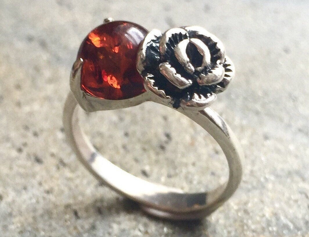 Flower Ring, Amber Ring, Silver Flower Ring, Natural Amber, Vintage Amber Ring, 925 Silver, Genuine Amber, Solid Silver Ring, Healing Stones