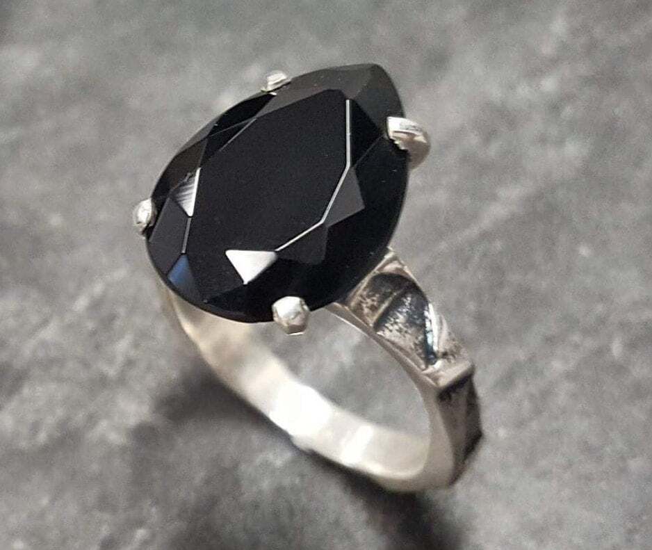 Onyx Ring, Natural Onyx, Black Teardrop Ring, December Birthstone, Black Diamond Ring, Statement Ring, Black Pear Ring, Solid Silver Ring