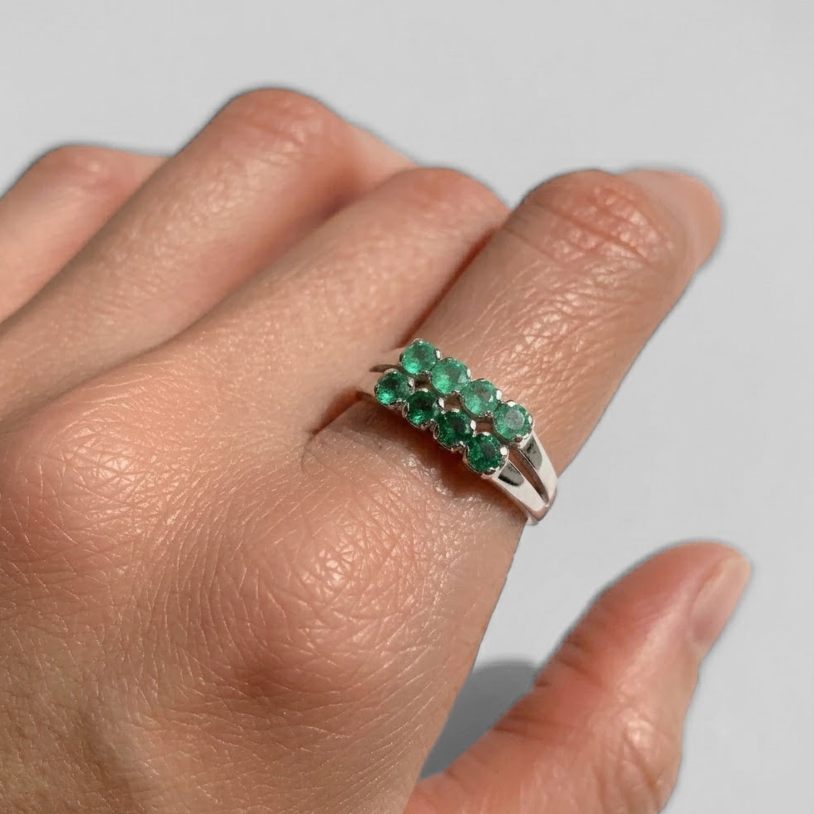 Elegant 925 Sterling Silver ring featuring a vibrant Round Natural Emerald, perfect for May birthdays and special occasions.