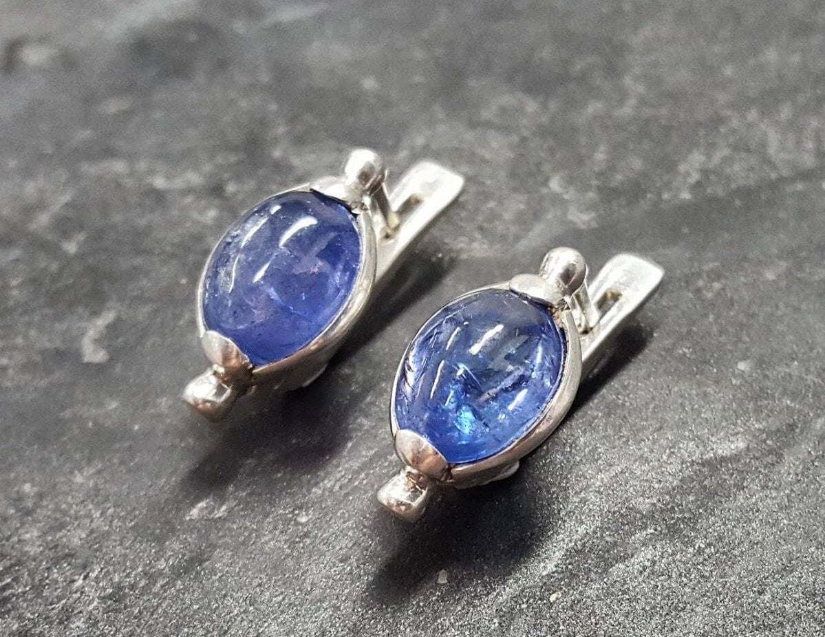 Tanzanite Earrings, Natural Tanzanite, December Birthstone, Blue Dainty Earrings, Vintage Earrings, Blue Earrings, Solid Silver Earrings