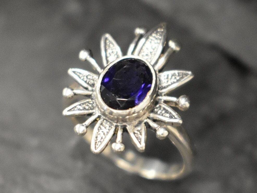 Iolite Ring, Natural Iolite Ring, Silver Flower Ring, Purple Diamond Ring, Flower Ring, Vintage Rings, Violet Iolite Ring, Solid Silver Ring