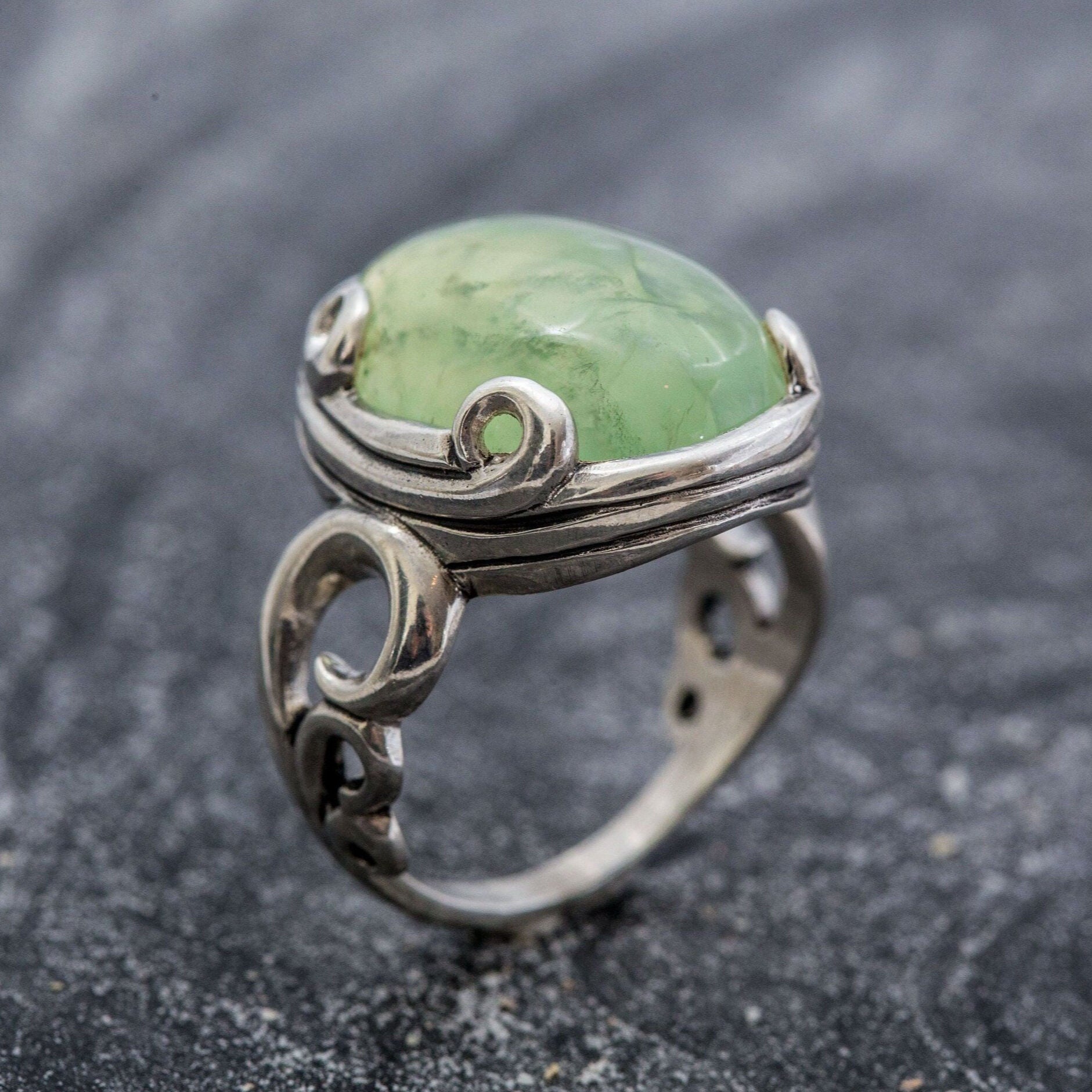 Prehnite Ring, Natural Prehnite, Statement Ring, Green Artistic Ring, May Birthstone, Vintage Ring, May Ring, Sterling Silver Ring, Prehnite