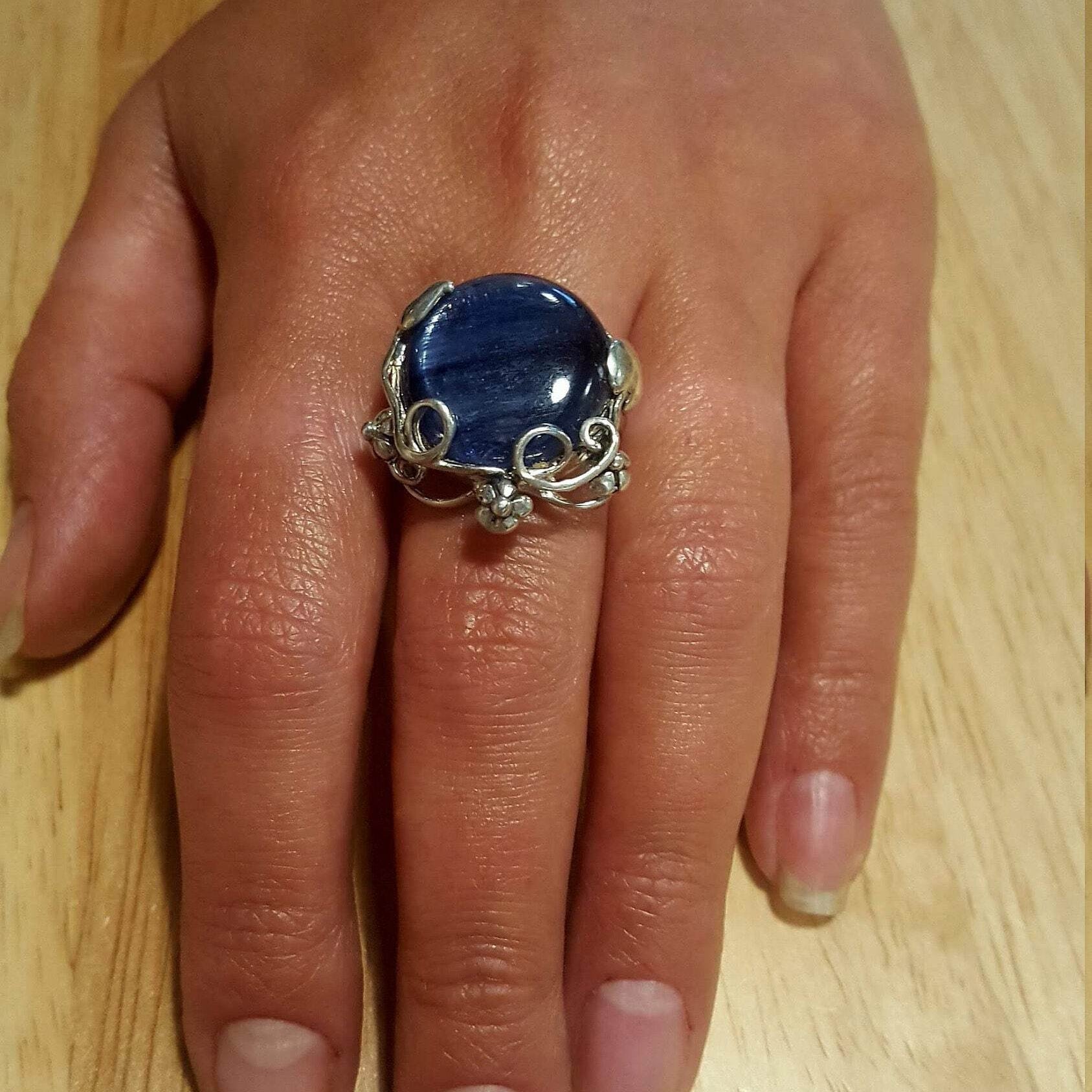 Blue Flower Ring, Natural Kyanite Ring, Blue Kyanite, Vintage Rings, African Stone, Blue Ring, Natural Stone, Flower Ring, Solid Silver Ring