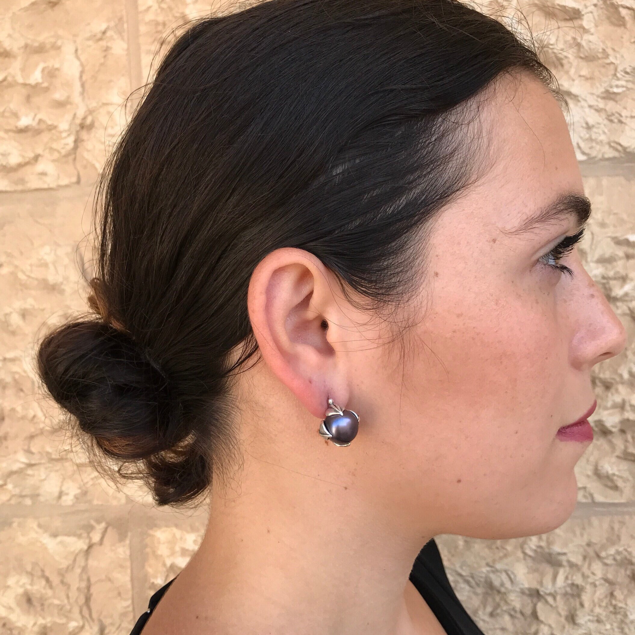 Leaf Earrings, Black Pearl Earrings, Natural Pearl, Natural Pearl Earrings, Flower Pearl Earrings, June Birthstone, Solid Silver, Pearls