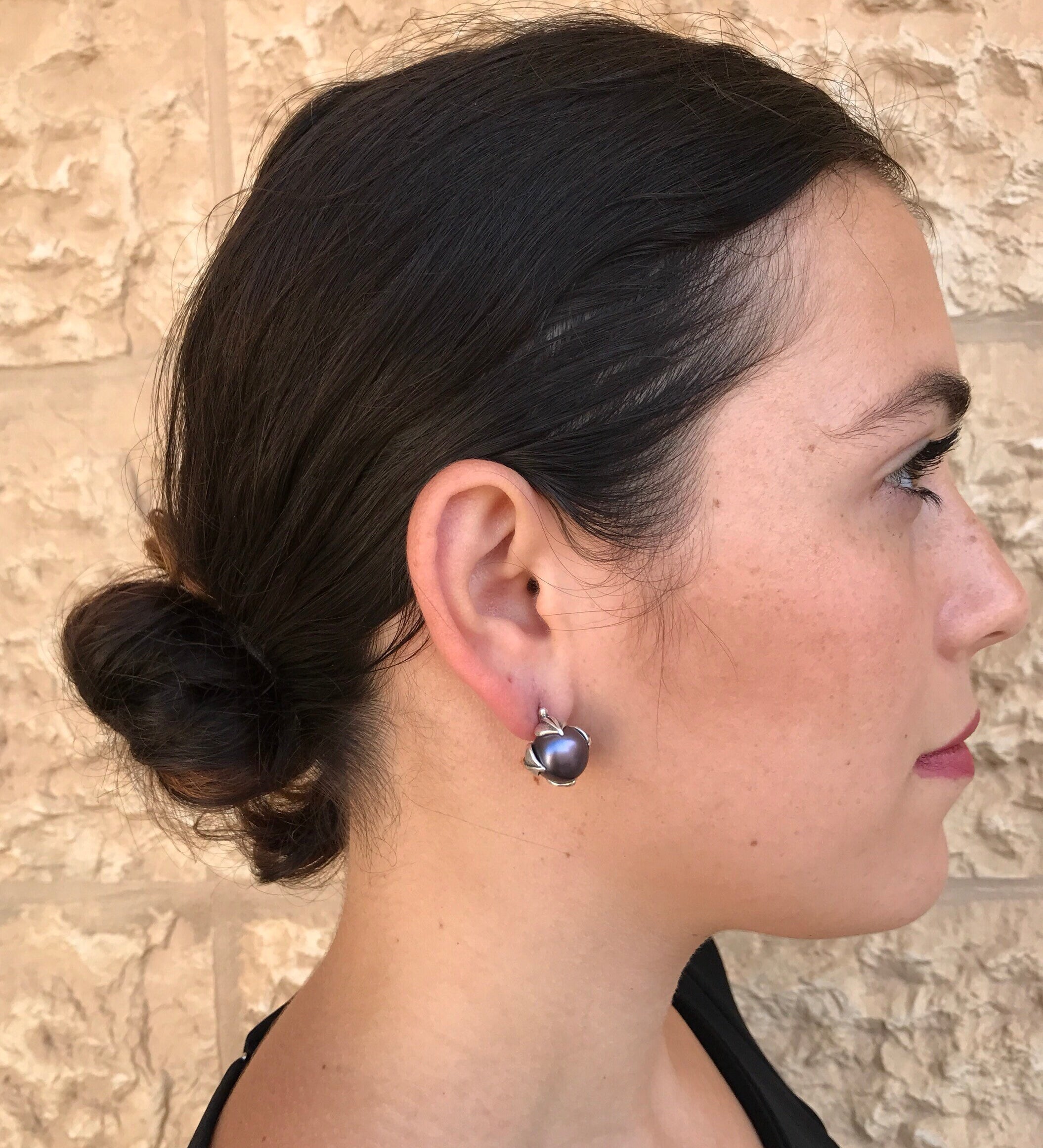 Leaf Earrings, Black Pearl Earrings, Natural Pearl, Natural Pearl Earrings, Flower Pearl Earrings, June Birthstone, Solid Silver, Pearls