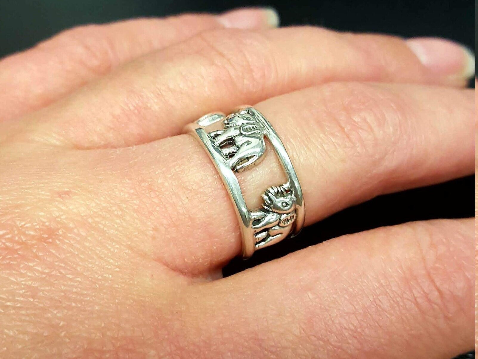 Elephant Ring, Solid Silver Ring, Sterling Silver Ring, Vintage Band, Oriental Ring, Orient Ring, Elephants Ring, Silver Band, 925 Silver