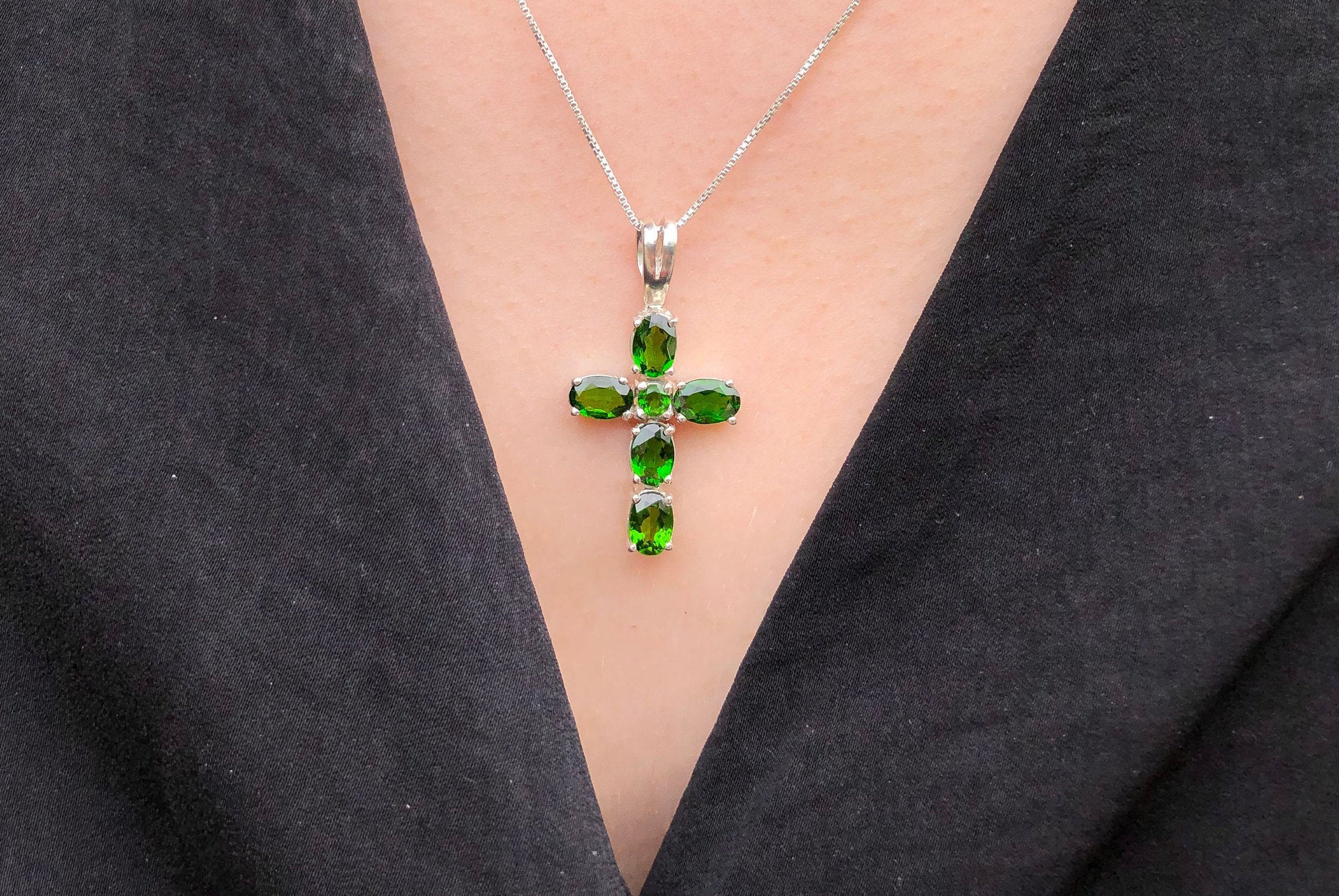 Cross Pendant, Chrome Diopside Pendant, Green Cross Pendant, Natural Chrome Diopside, Symbolic Pendant, Vintage Pendant, 925 Silver Pendant