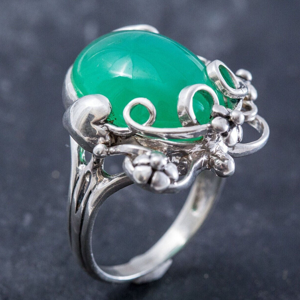 Green Leaf Ring, Chrysoprase Ring, Natural Chrysoprase, May Birthstone, Vintage Rings, Green Ring, Solid Silver Ring, May Ring, Chrysoprase