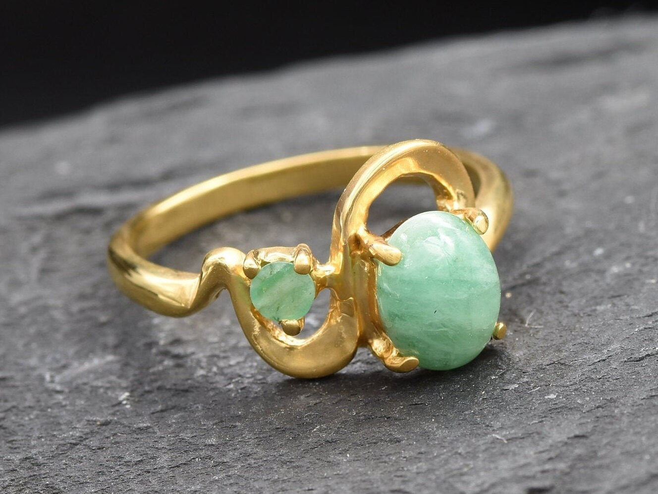 Beautiful 18k Gold Vermeil Ring featuring a natural oval Emerald, a gift that embodies emotional healing and renewal.