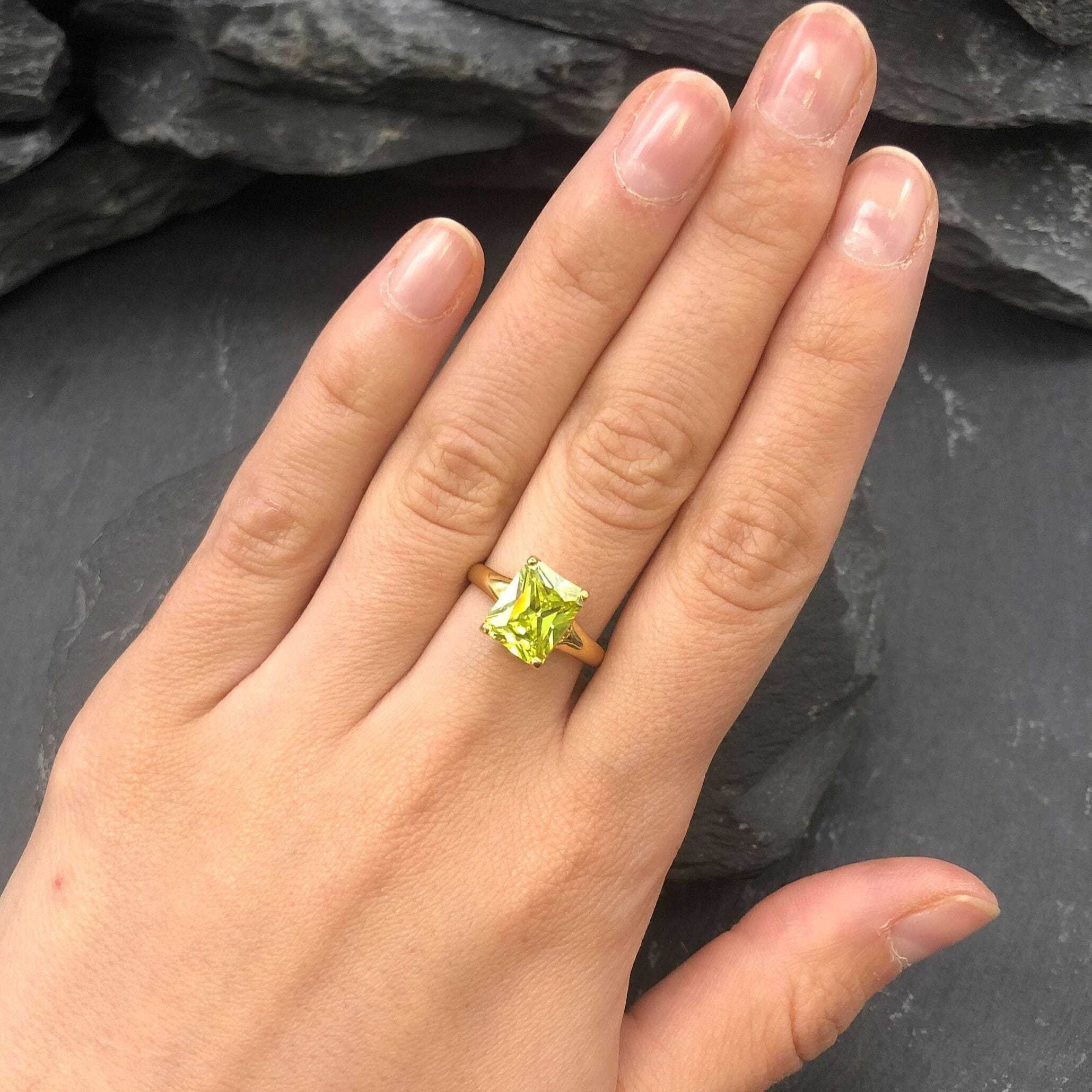 Green Diamond Ring, Lime Green Ring, Solitaire Ring, Green Rectangle Ring, Promise Ring, Statement Ring, Vintage Ring, Solid Silver Ring(1)