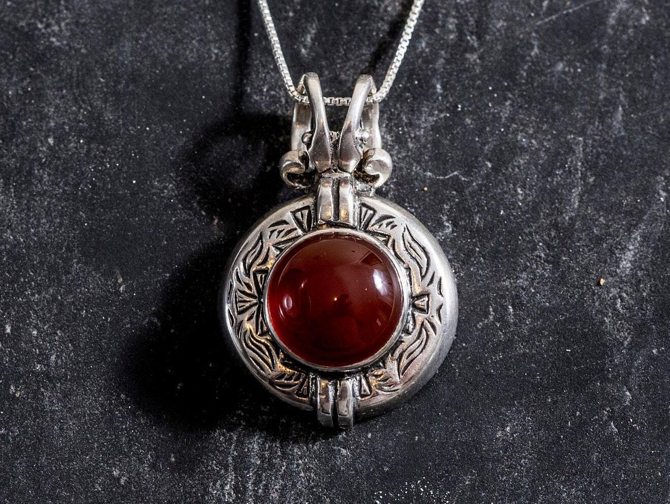 Carnelian Pendant, Natural Carnelian, Red Agate Pendant, Egyptian Pendant, August Pendant, Vintage Pendant, Silver Pendant, Red Agate