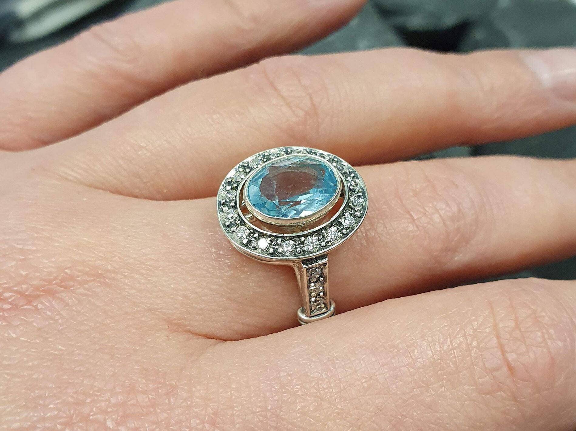 Blue Topaz Ring, Natural Blue Topaz, Vintage Topaz Ring, Vintage Ring, Topaz Ring, December Birthstone, Antique Ring, Antique Topaz Ring