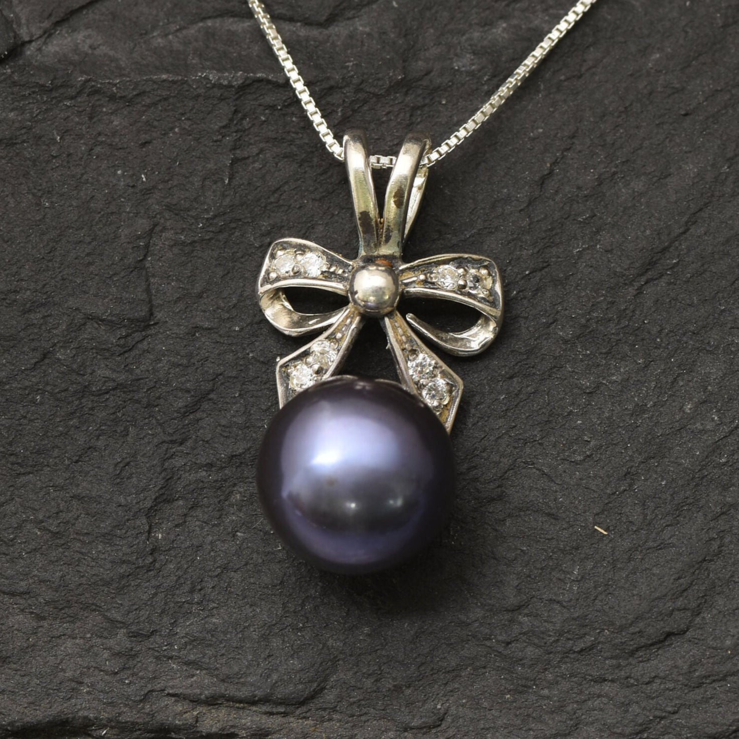 Ribbon Pendant, Black Pearl Pendant, Natural Pearl, June Birthstone, Vintage Pearl Necklace, June Pendant, Bow Pendant, Solid Silver Pendant