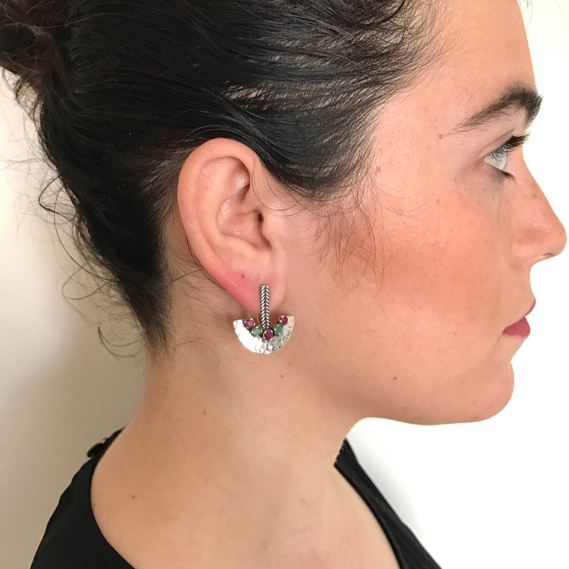 Elegant 925 Sterling Silver earrings featuring a round Natural Emerald, perfect for May birthdays and meaningful gifts.