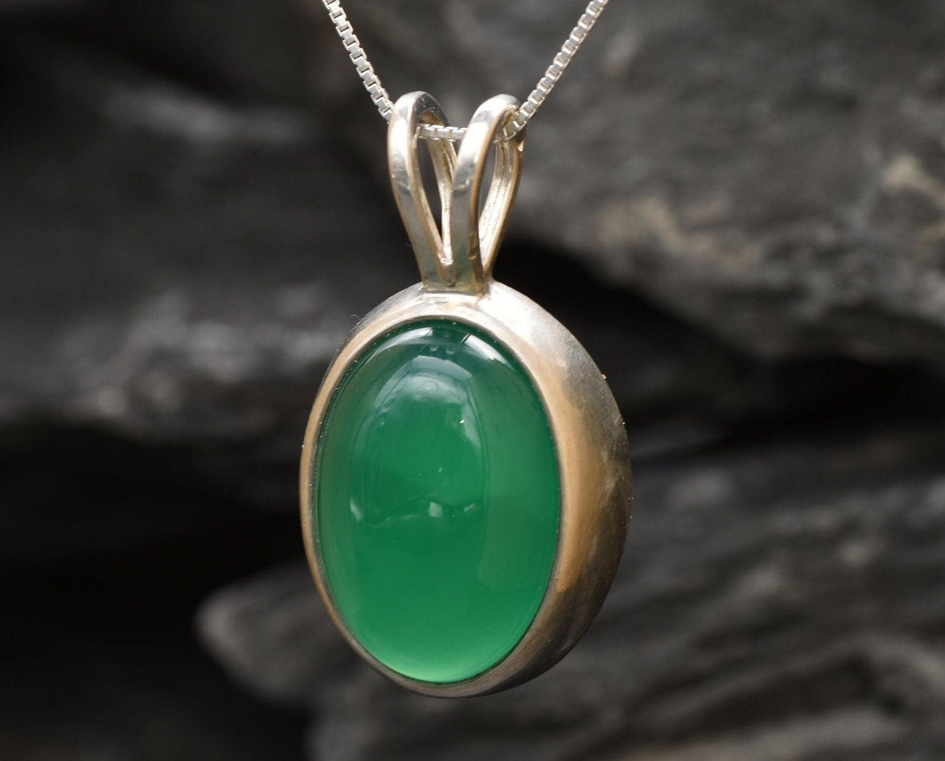 Large Emerald Pendant, Large Emerald, Emerald Necklace, Created Emerald, Green Emerald, Green Pendant, Emerald Green, Vintage Pendant,Silver