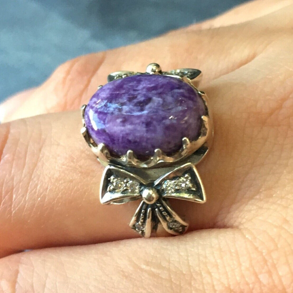 Charoite Ring, Ribbon Ring, Scorpio Birthstone, Scorpio Ring, Natural Charoite, Healing Stones, Purple Ring, Vintage Ring, Solid Silver Ring
