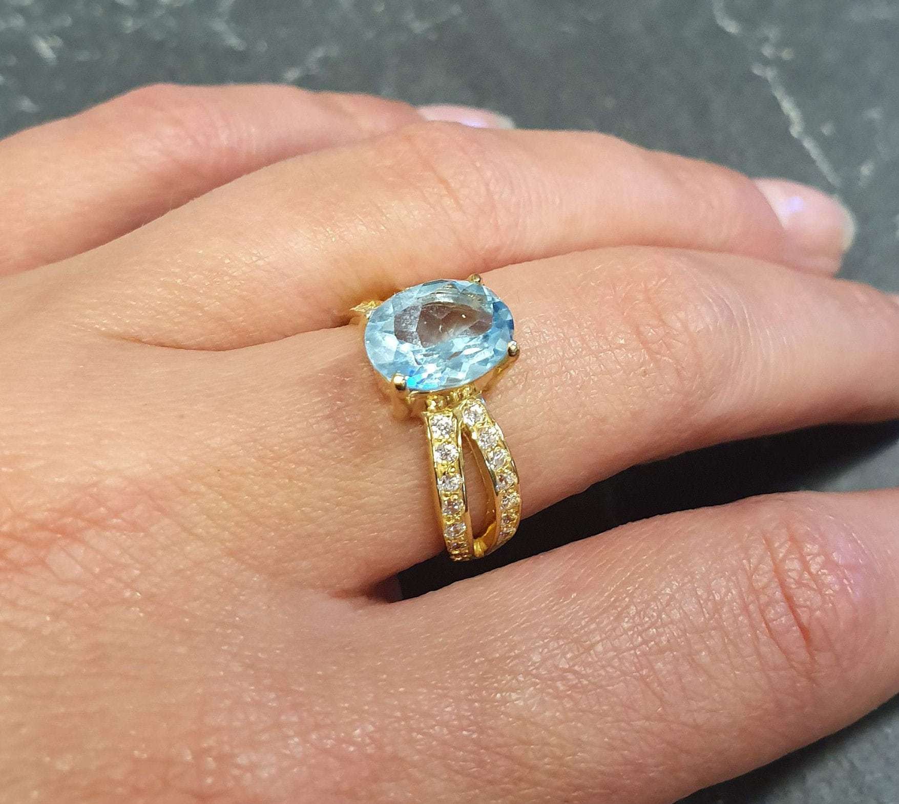 Blue Topaz Ring, Natural Blue Topaz, Antique Ring, Blue Promise Ring, Engagement Ring, Bridal Ring, Sky Blue Ring, Sterling Silver Ring(1)