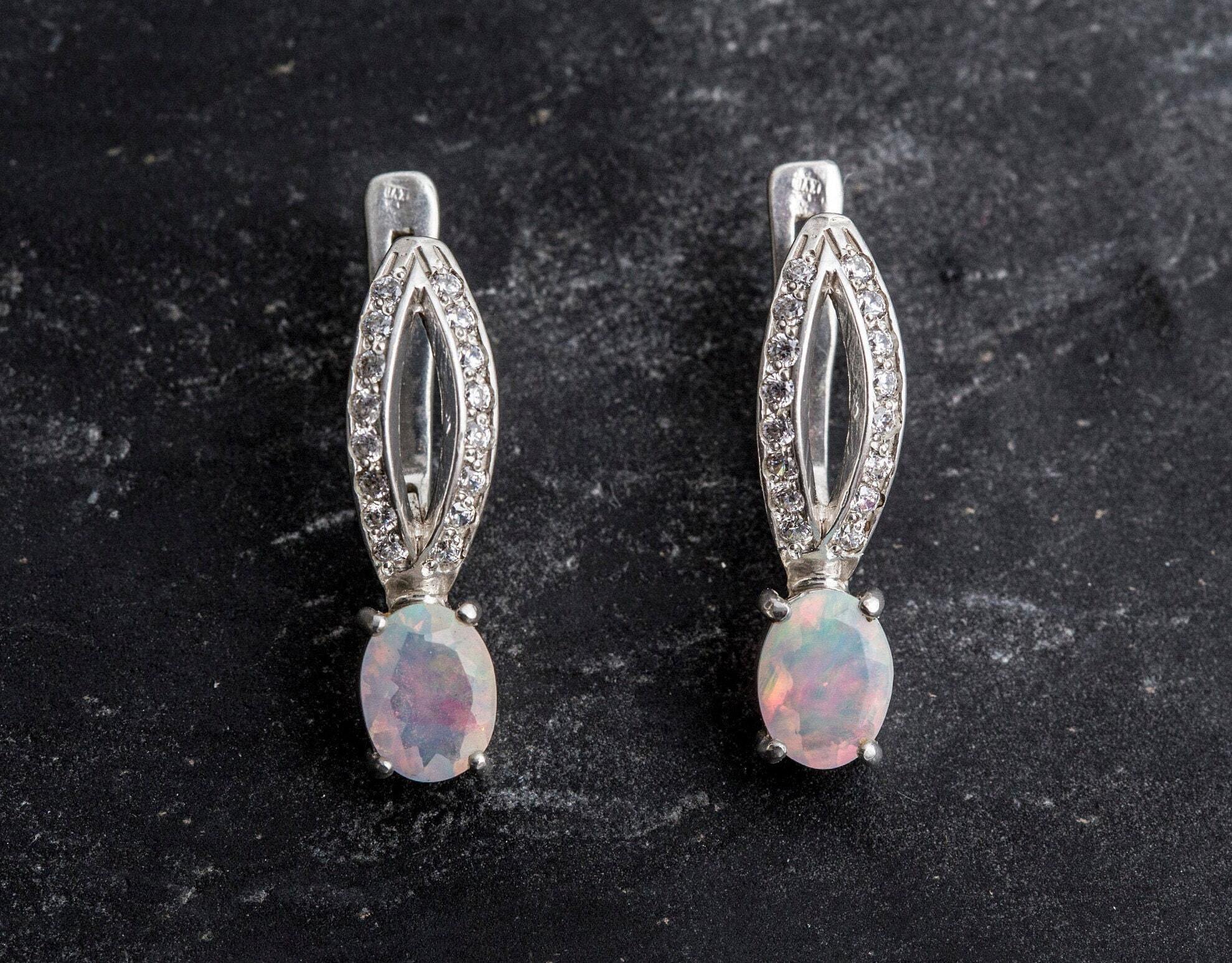 Fire Opal Earrings, Opal Earrings, Natural Opal, Ethiopian Opal, Vintage Earrings, Rainbow Opal, Silver Earrings, Vintage Opal, Opal