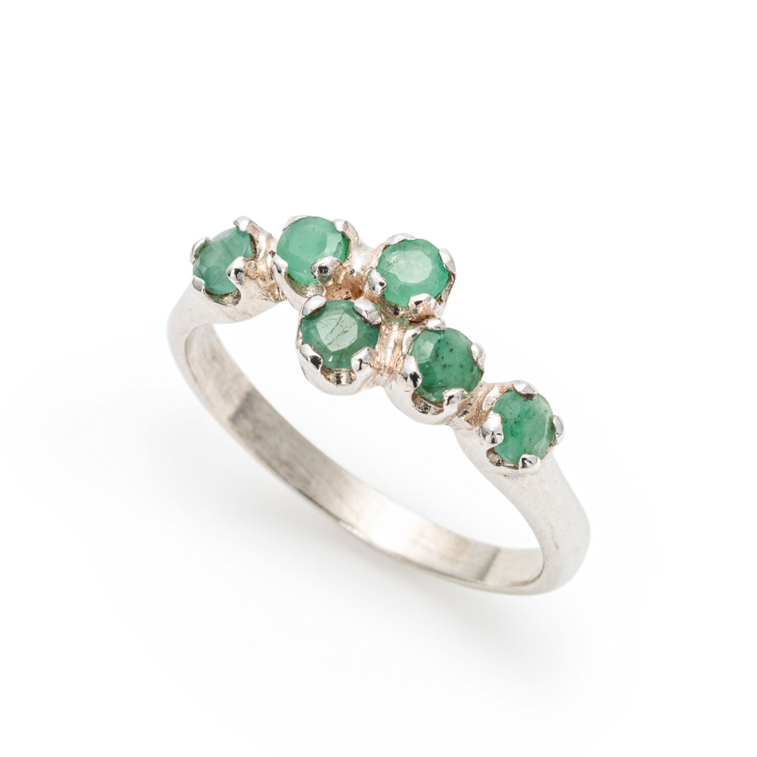 Natural Emerald Ring made in 925 Sterling Silver with Round Natural Green Emerald in Prong setting, May Birthstone gift idea, symbolizes growth, harmony, and deep emotional healing, ideal for everyday wear and perfect for birthday gifting and special occasions.
