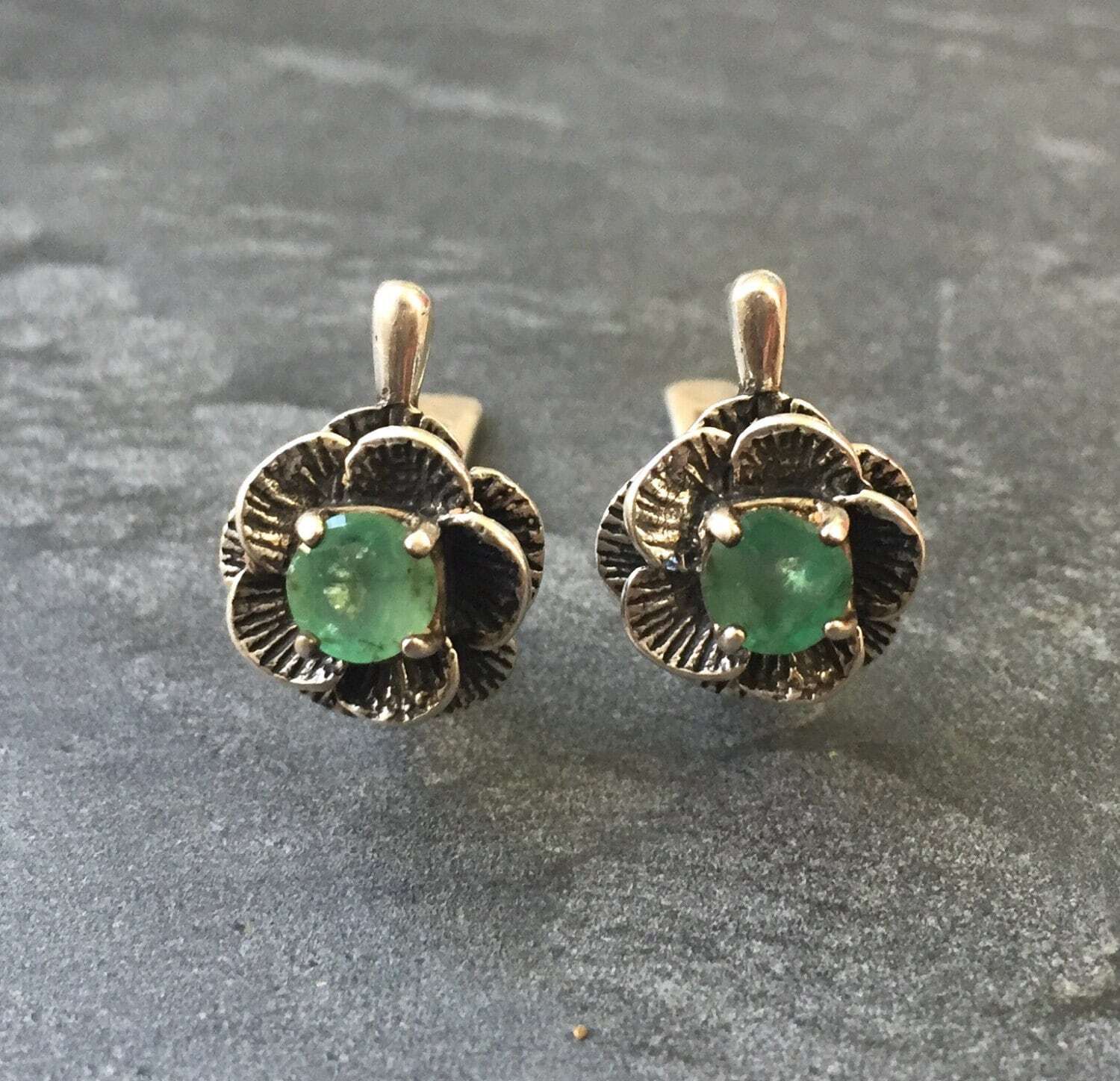 Natural Emerald Earrings made in 925 Sterling Silver with Round Natural Green Emerald in Prong setting, May Birthstone gift idea, symbolizes growth, harmony, and deep emotional healing, ideal for everyday wear and perfect for birthday gifting and special occasions.