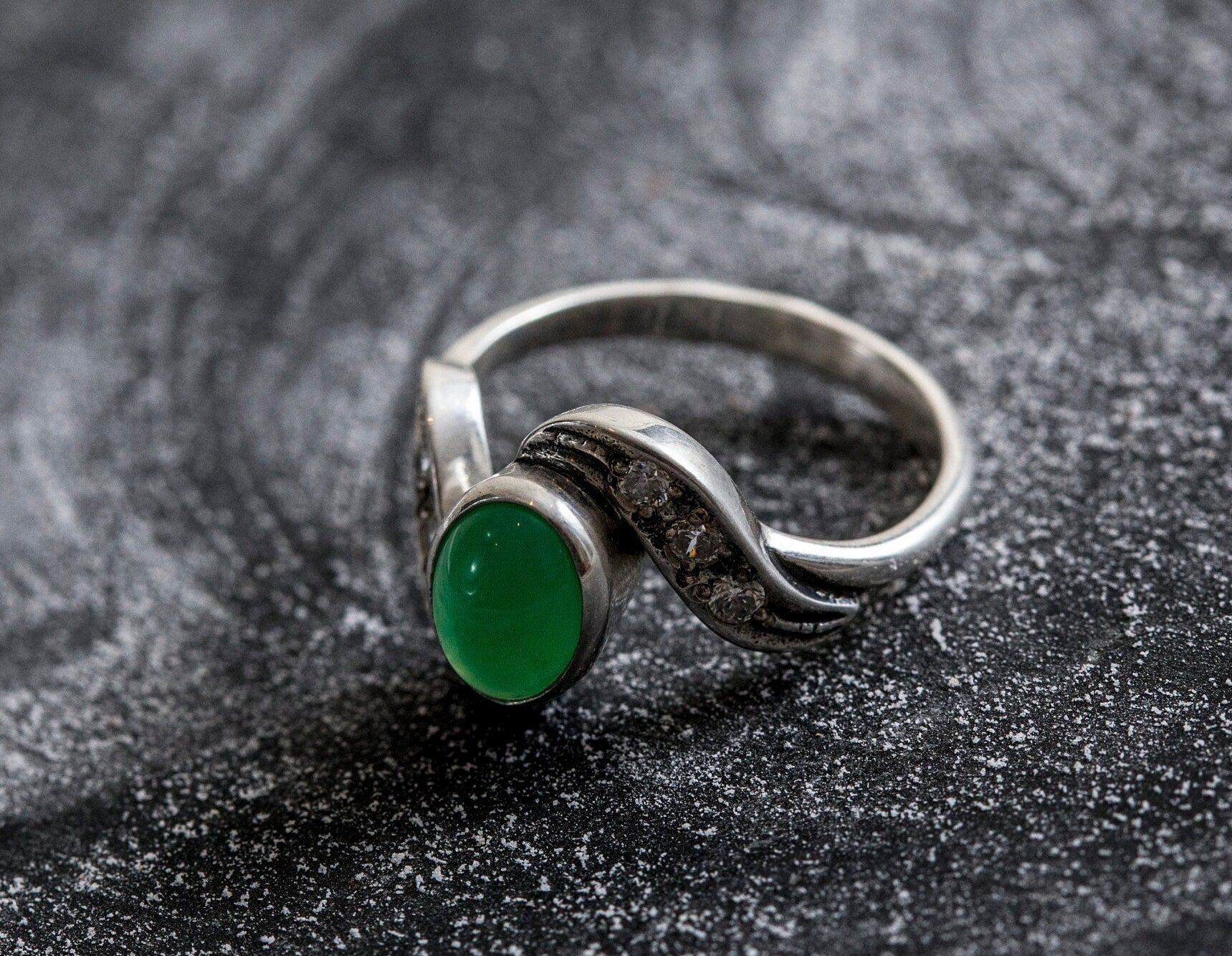 Natural Chrysoprase Ring, Real Chrysoprase, Vintage Green Ring, May Birthstone Ring, Vintage Silver Ring, Green Chrysoprase, Green Ring