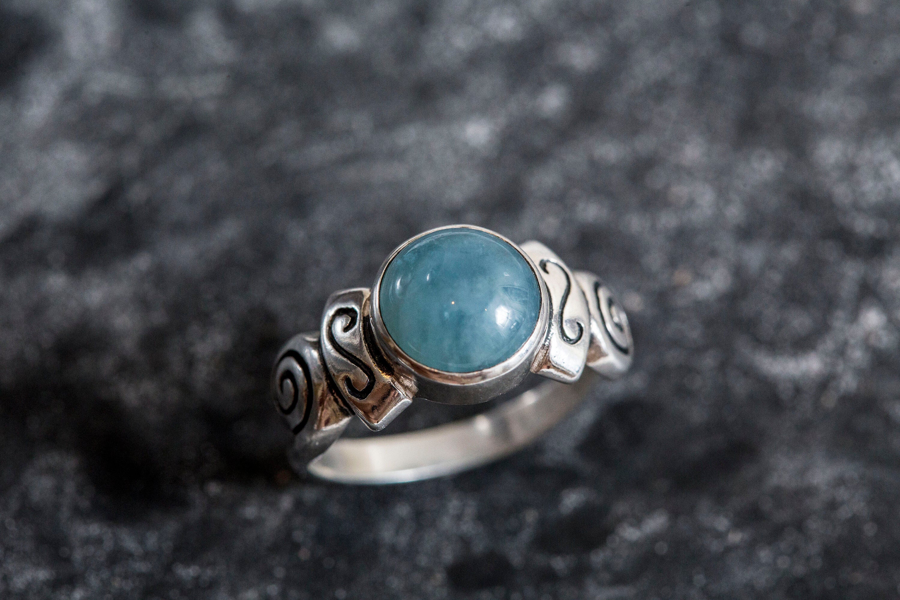 Round Blue Ring, Aquamarine Ring, Natural Aquamarine, March Birthstone, Vintage Rings, Blue Ring, March Ring, Solid Silver Ring, Aquamarine