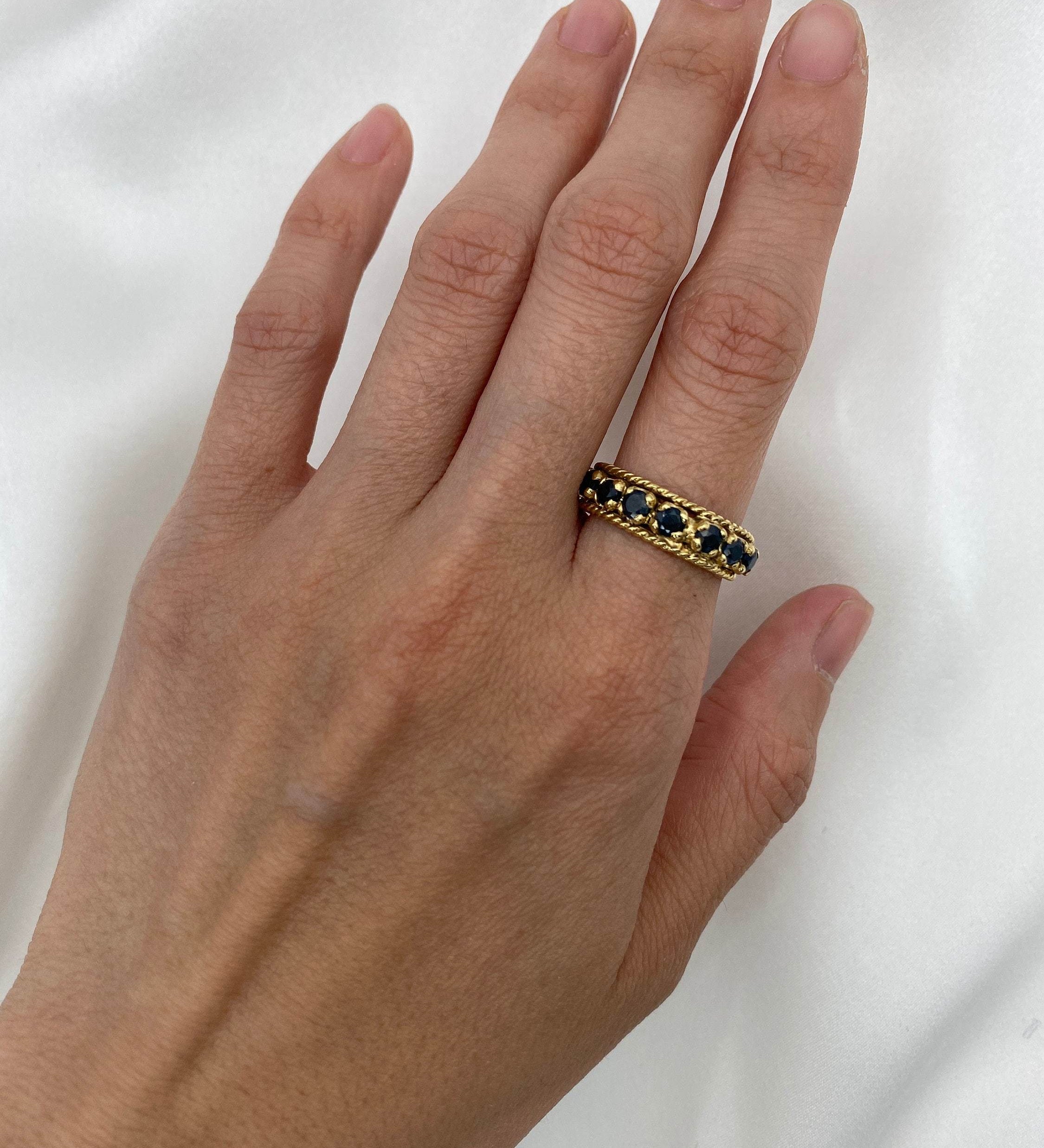 Elegant 18k Gold Vermeil Natural Sapphire Ring featuring a Round Blue Sapphire, perfect for everyday elegance and special occasions.