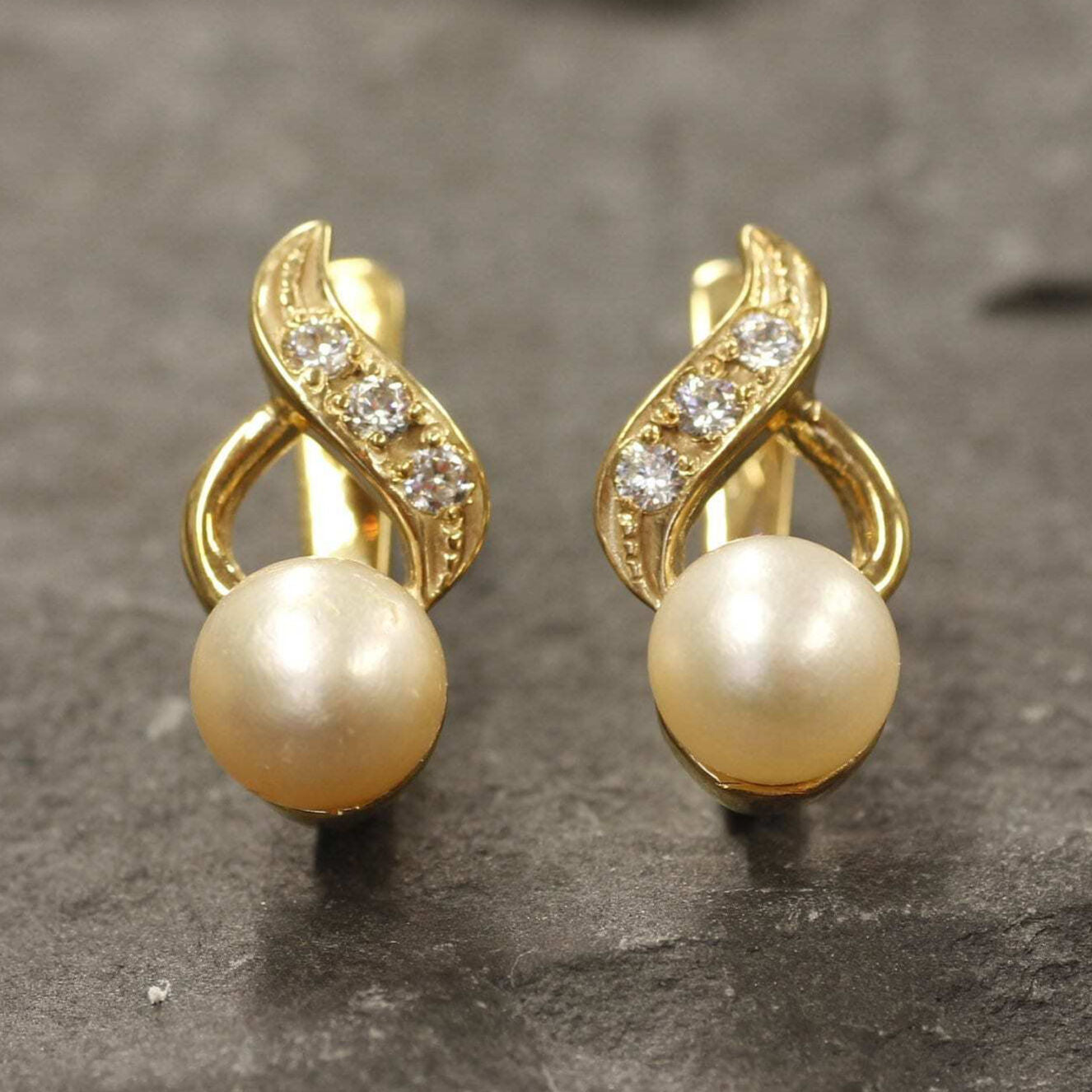 Vintage Pearl Earrings, White Pearl Earrings, Natural Pearl, White Pearl, Vintage Earrings, June Birthstone, June Earrings, Solid Silver(1)