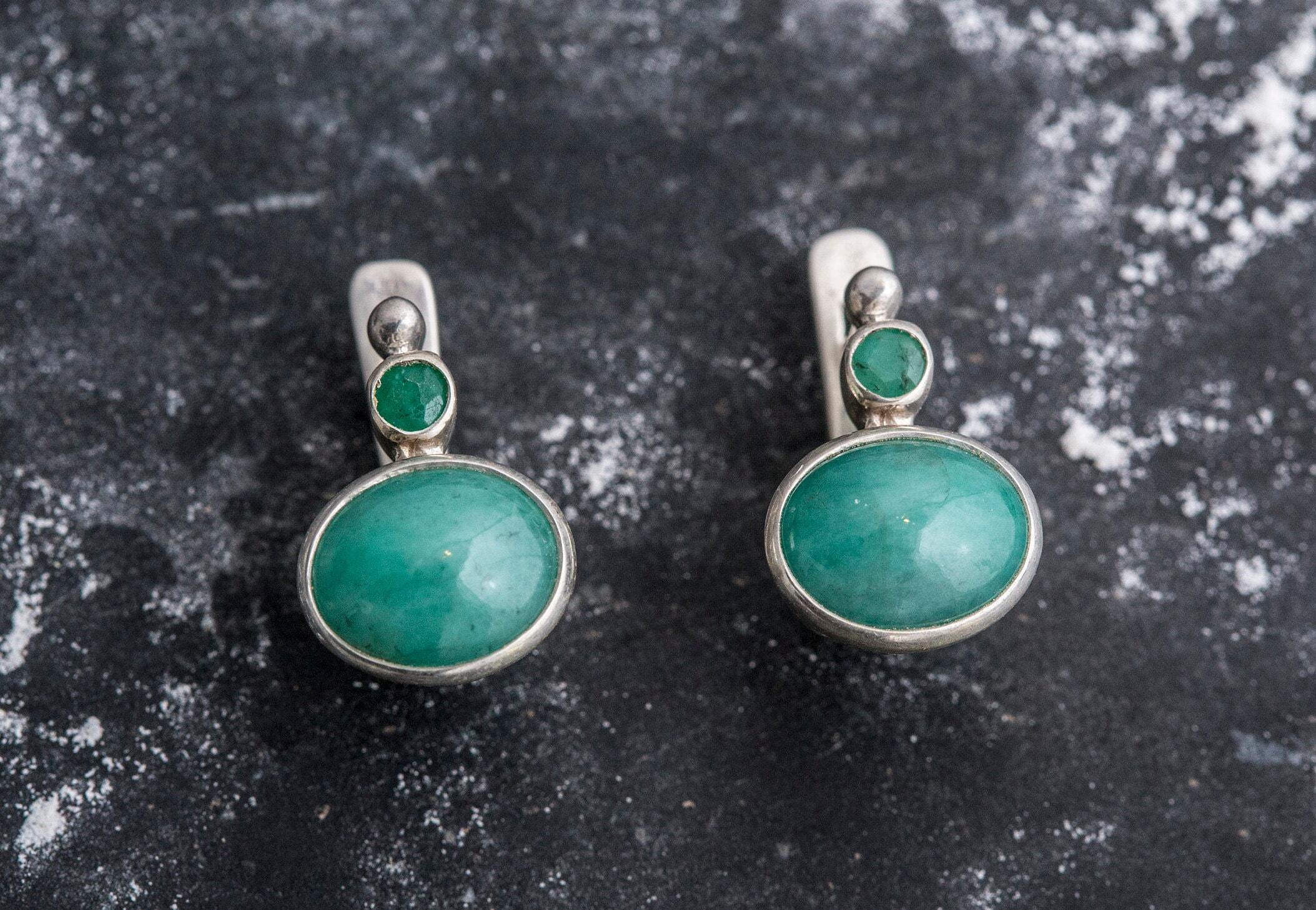 Natural Emerald Earrings made in 925 Sterling Silver with Oval Natural Green Emerald in Bezel setting, May Birthstone gift idea, symbolizes growth, harmony, and deep emotional healing, ideal for everyday wear and perfect for birthday gifting and special occasions.